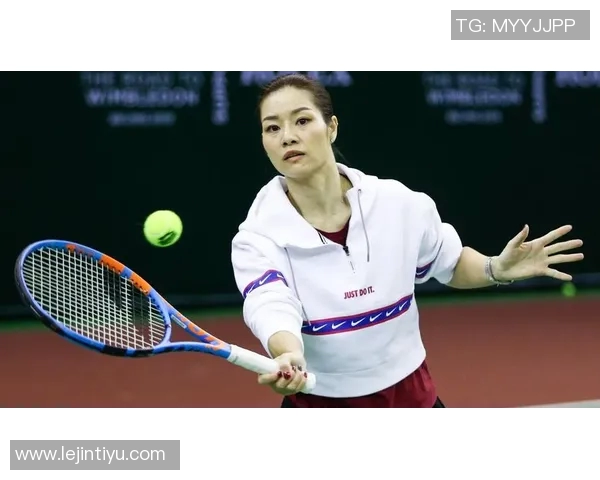 实时新闻李娜独家分享足球心得与成长历程的深度对话